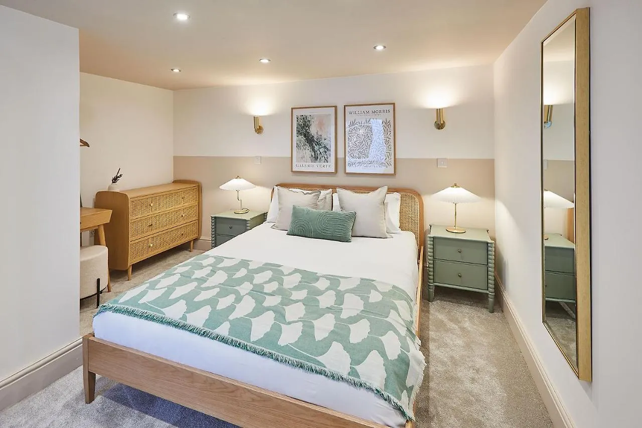 Host & Stay - Sundowner Scarborough