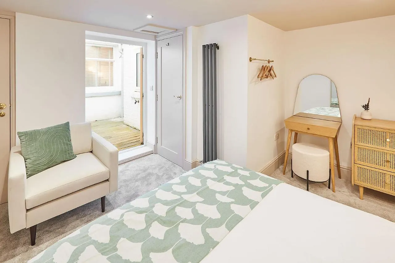 Daire Host & Stay - Sundowner Scarborough